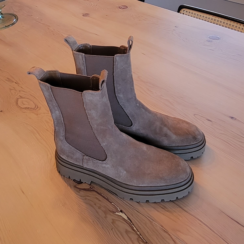 Zara suede boots